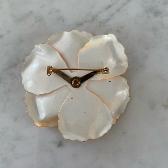 Vintage Enamel Flower Brooch Collection - Picture 7 of 10